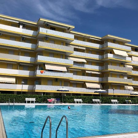 Residence Valbella - Geturhotels Bibione Ngoại thất bức ảnh